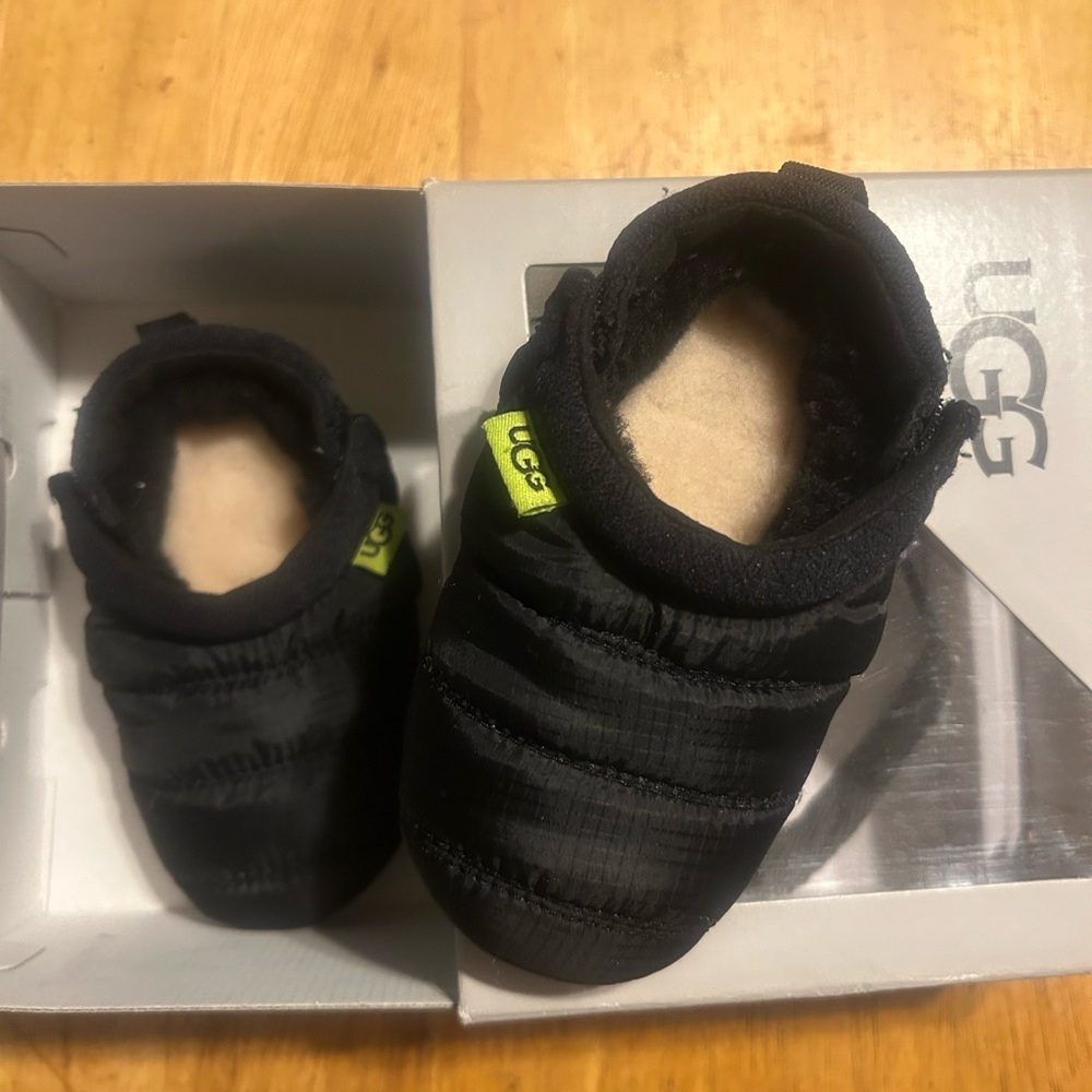 Baby Ugg Tasman LTA size 04/05